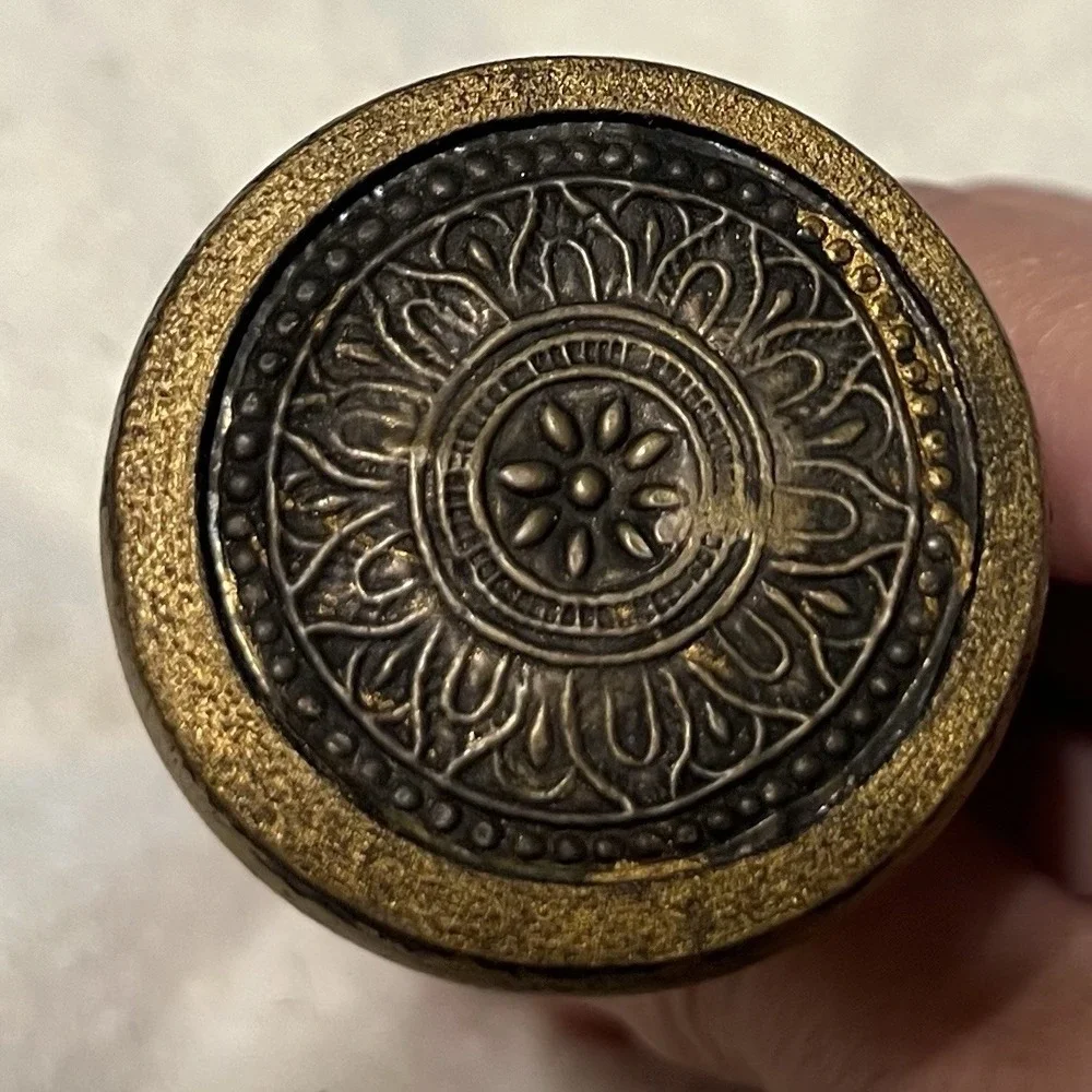 Pier 1 Knobs Bronze Color Cabinet Knobs Set of 7 Lightweight Wood Or Resin? 1.5